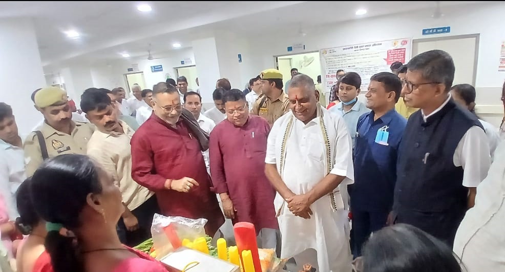 प्रधानमंत्री नरेन्द्र मोदी के जन्मदिन के अवसर पर कानपुर देहात में  भाजपा युवा मोर्चा  द्वारा रक्तदान शिविर का आयोजन